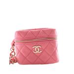 Стеганая косметичка Cube Chain Wristlet Case (2021 год) 1