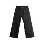 Modest belted wide-leg jeans 1