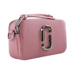 Сумки через плечо Marc Jacobs The Solid Chain Snapshot Bag 'Ribbon Pink' 2