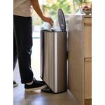 Arc™ 30L Easy-push stainless-steel pedal bin 4