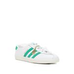 Кроссовки из коллаборации со Sporty & Rich 2