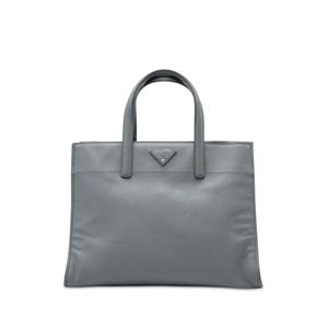 2010-2026 Саквояж Saffiano Soft Triple Pocket Tote