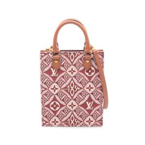 Мини-сумка Petite Sac Plat (2020 год)