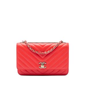 Сумка через плечо Chevron Lambskin Trendy CC Chain Wallet on Chain (2018-2019 годы)
