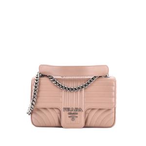 Сумка через плечо Chain Flap Shoulder Bag Diagramme Quilted Leather Medium