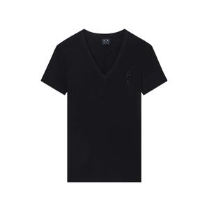 Футболка с заклепками и V-образным вырезом