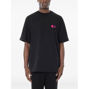 Футболка с логотипом из коллаборации с ASSC