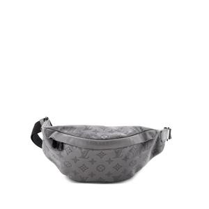 Поясная сумка Discovery Bumbag Monogram Shadow Leather PM