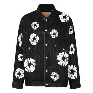 Джинсовая куртка с принтом из коллаборации с Levi's