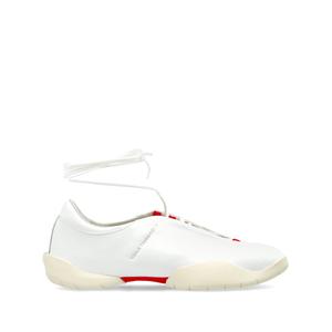 Кроссовки Regu из коллаборации с adidas