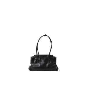 YANI Baguette Shoulder Tote - Черный