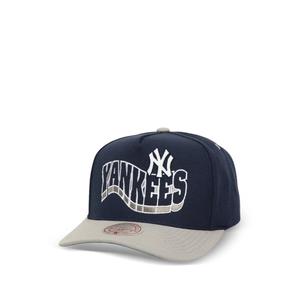 Кепка New York Yankees wavy pro
