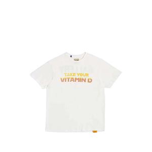 Футболка Vitamin D с логотипом