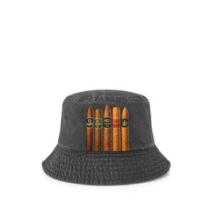 Панама с графичным принтом
