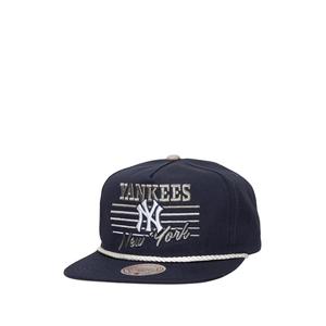 Кепка Radiant Lines Deadstock из коллаборации с New York Yankees
