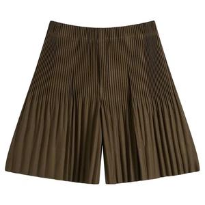 Шорты Issey Miyake 'Genova Metal Ocher'