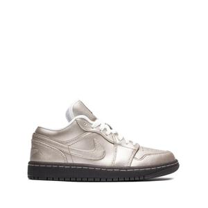 Кроссовки Air Jordan 1