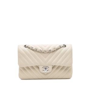 Маленькая сумка на плечо Classic Chevron Lambskin Double Flap (2021-2024 годы)