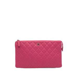 Клатч Quilted Caviar CC Enamel Double Zip (2015-2016 годы)