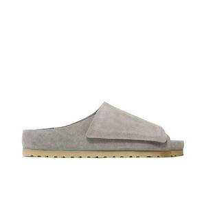 Слайды Fear of God x Birkenstock Los Feliz 'Cement'