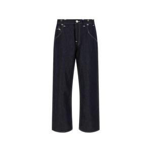 Прямые джинсы с контрастной строчкой из коллаборации с Levis