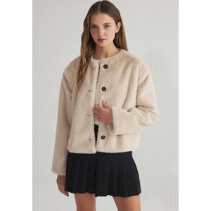 Пальто из меха Ecru Regular Fur Jacket Coat TWOSS25MO00033