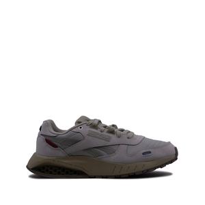 Кроссовки Classic Leather из коллаборации с NASA