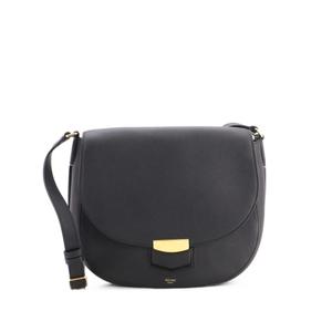 Сумка через плечо среднего размера Trotteur Grainy Leather