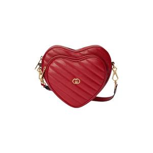Сумки через плечо Gucci Interlocking G Mini Heart Shoulder Bag «Гибискус красный»