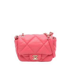 Сумка через плечо CC Quilted Lambskin Single Flap (2020 год)