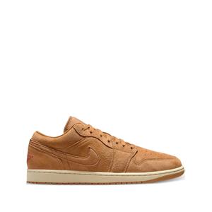 Кроссовки Air Jordan 1 Low SE на шнуровке