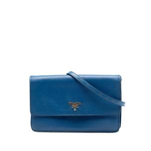 Сумка через плечо Wallet On Strap из сафьяновой кожи (2013-2026 годы)