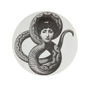 Тарелка с рисунком
