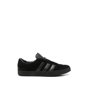 Кроссовки Gazelle на шнуровке