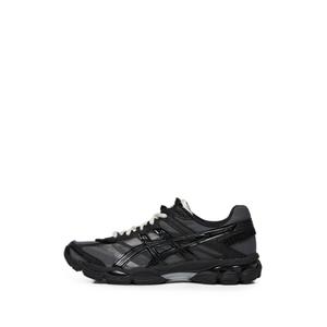 Кроссовки GEL-Cumulus 16 из коллаборации с Griff