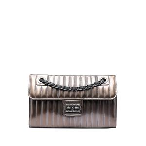 Маленькая сумка на плечо Vertical Quilted Patent Maharaja Express Flap (2012 год)
