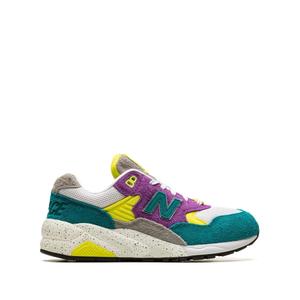 Кроссовки 580 из коллаборации с Palace