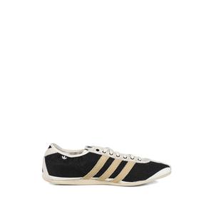 Кроссовки Tokyo из коллаборации с adidas