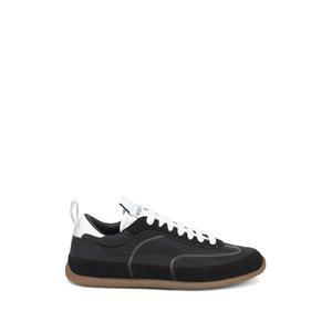 Кроссовки EC1