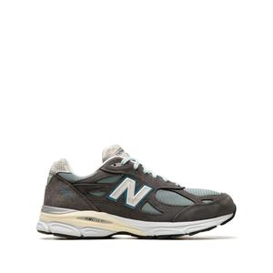 Кроссовки 990 v3 из коллаборации с Kith