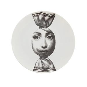 Тарелка с рисунком