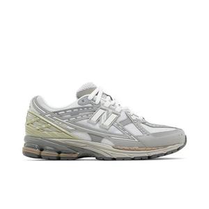Кроссовки New Balance 1906U 'Серый Оливин'