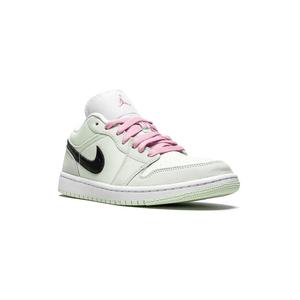 Кроссовки Air Jordan 1 Low SE