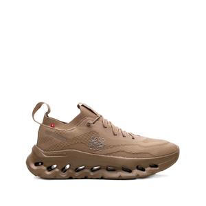 Кроссовки Cloudtilt Dark Sand из коллаборации с Loewe