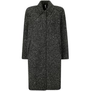 Короткое пальто