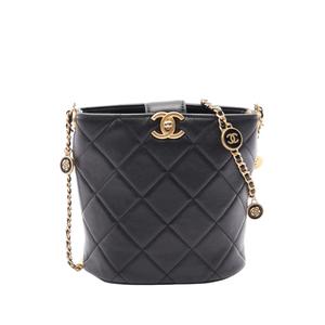 2021-2026 CC Quilted Calfskin Chain ведро-сумка