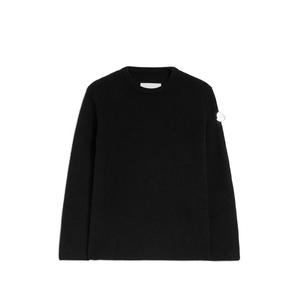 Свитер в рубчик из коллаборации с Moncler