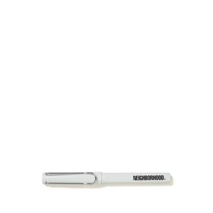 Ручка с логотипом из коллаборации с Lamy Safari