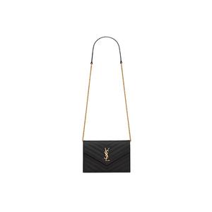 Yves Saint Laurent Cassandre Кошелек-конверт на цепочке из зернистой кожи, черный