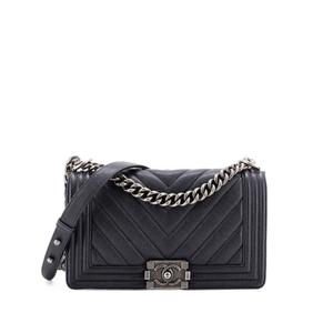 Сумка на плечо Boy Flap Bag Chevron Calfskin Old среднего размера